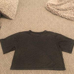 Lululemon crop gray top